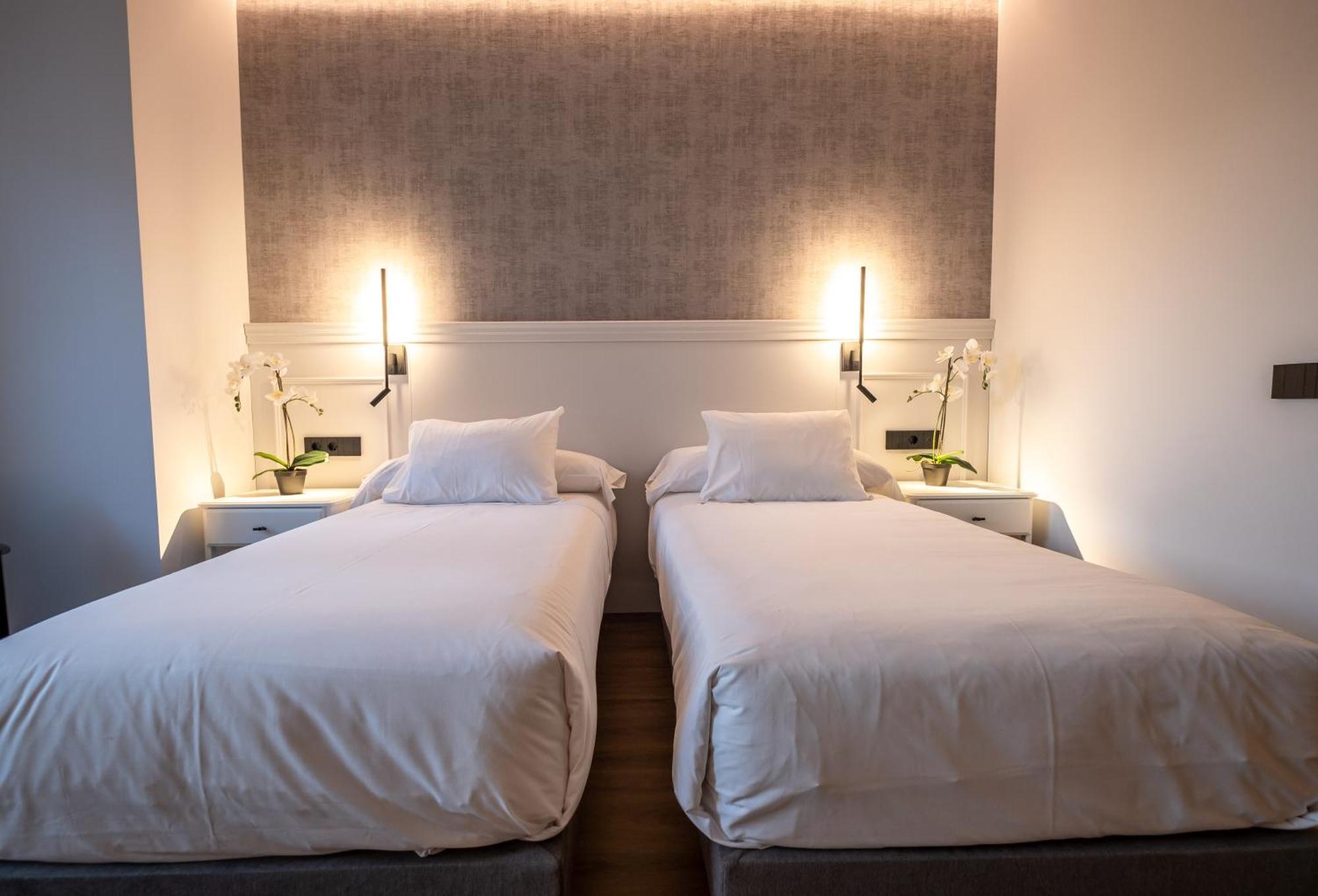 Principe De Vergara Rooms Lujo En El Centro De Λογκρόνο Εξωτερικό φωτογραφία