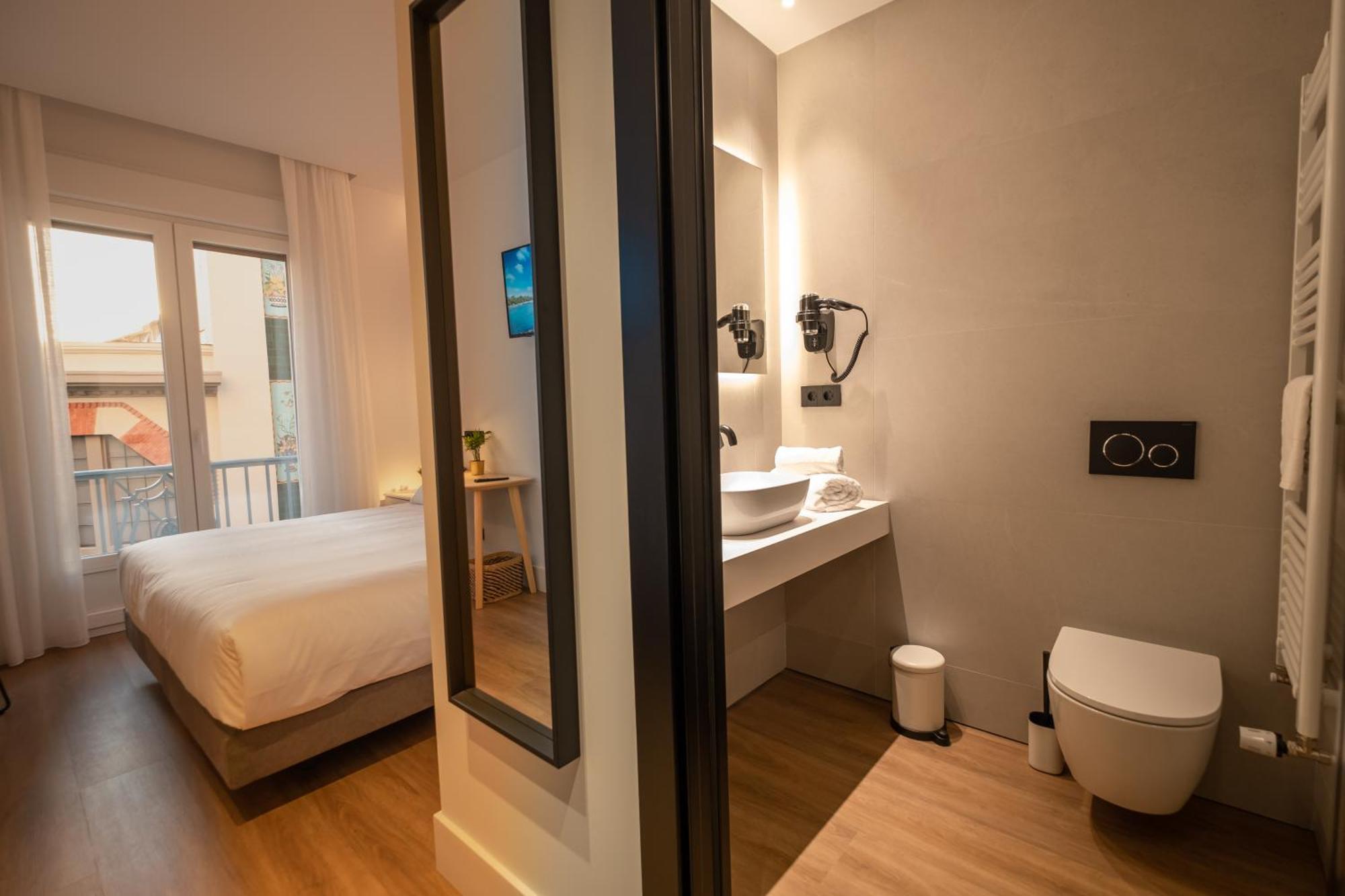 Principe De Vergara Rooms Lujo En El Centro De Λογκρόνο Εξωτερικό φωτογραφία