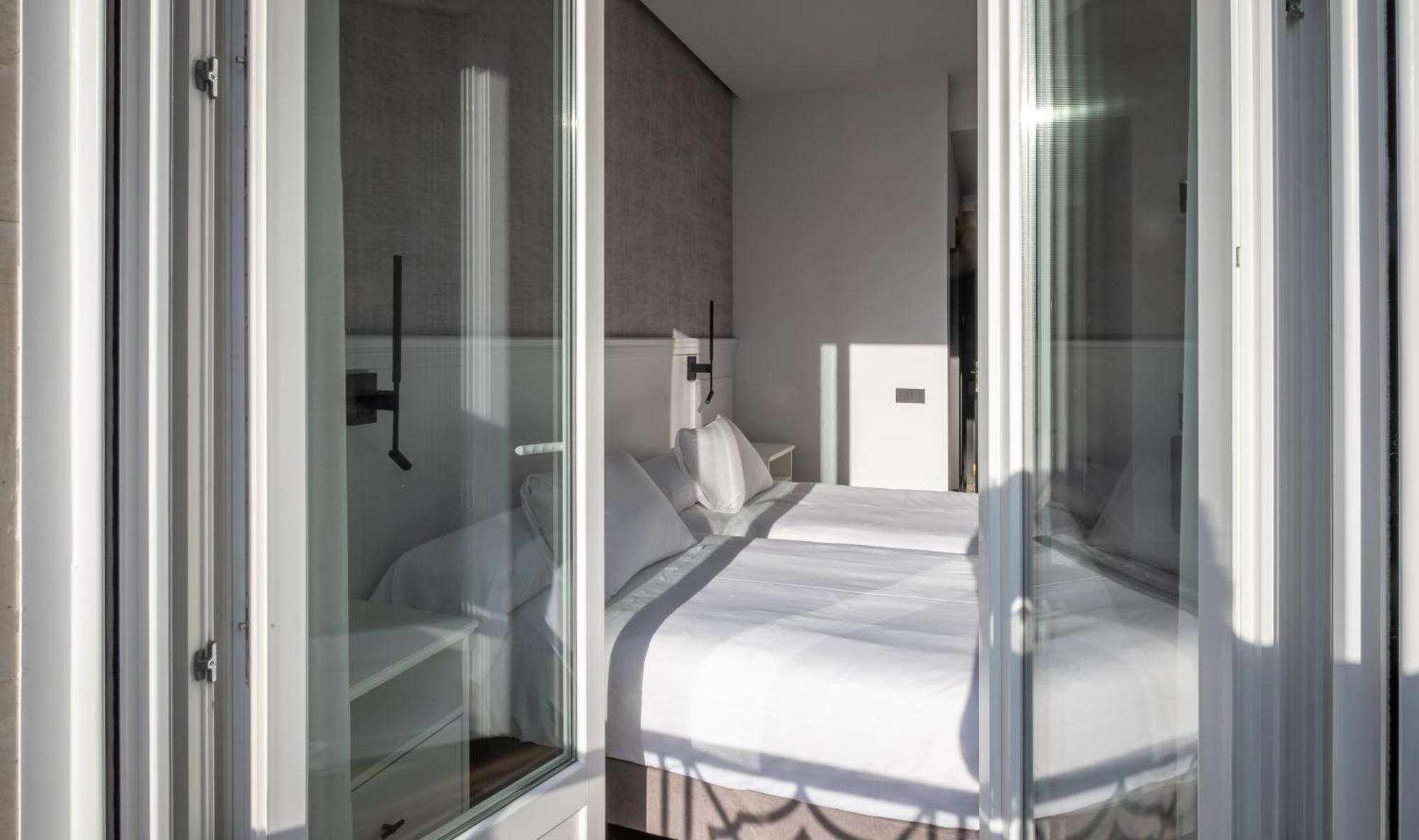 Principe De Vergara Rooms Lujo En El Centro De Λογκρόνο Εξωτερικό φωτογραφία