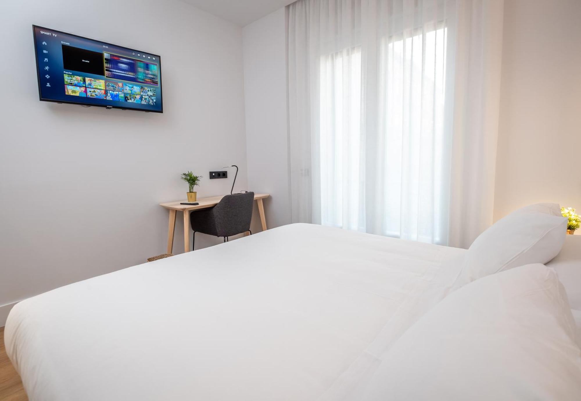 Principe De Vergara Rooms Lujo En El Centro De Λογκρόνο Εξωτερικό φωτογραφία